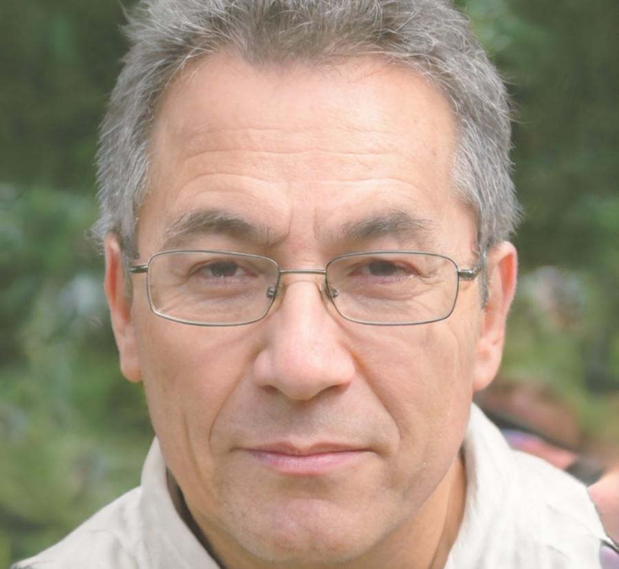 Portrait von Tobias Kellermann